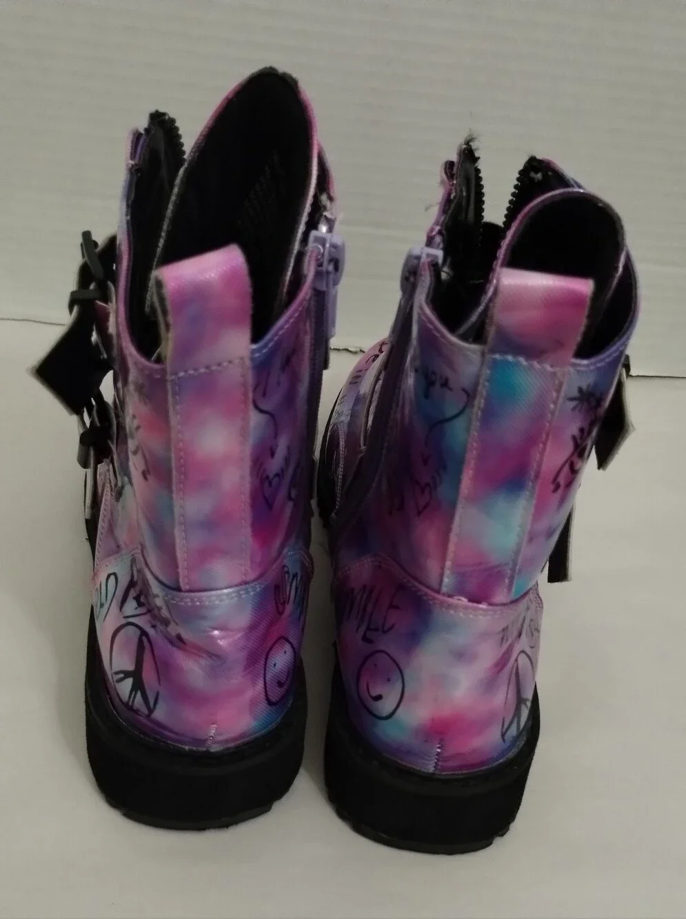 Steve Madden colorful kids